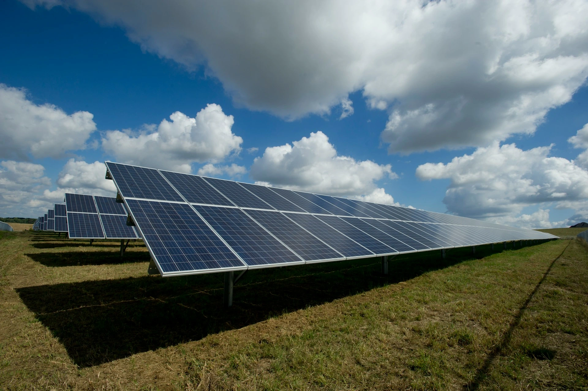 La start-up norv&eacute;gienne Glint Solar l&egrave;ve 8 millions de dollars pour acc&eacute;l&eacute;rer l&rsquo;adoption de l&rsquo;&eacute;nergie solaire en Europe
