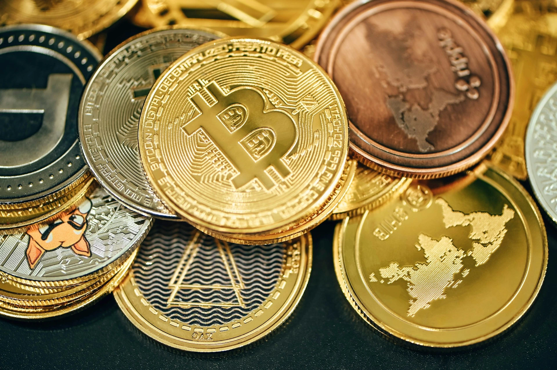 Le Bitcoin Atteint un Record Historique de Plus de 82 000 $ Apr&egrave;s les &Eacute;lections Am&eacute;ricaines